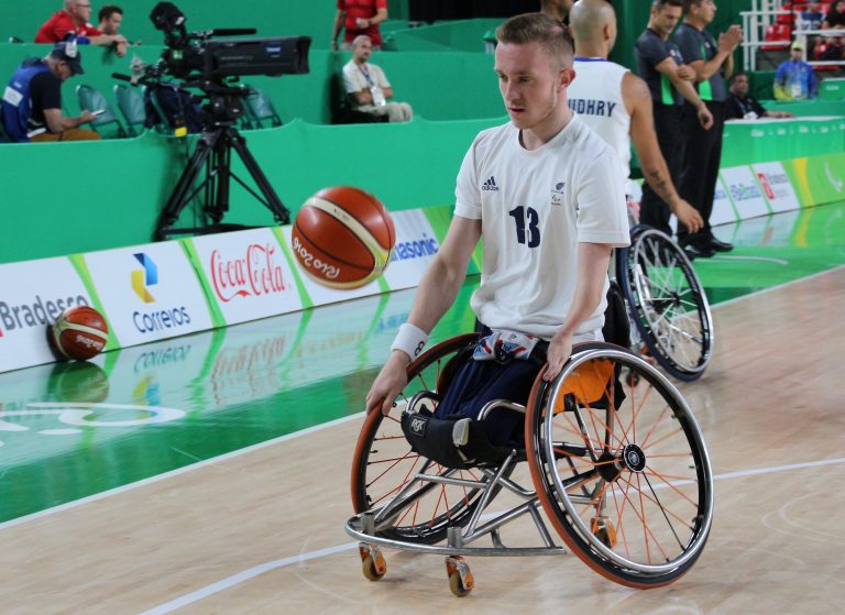 Handicap Sport Varese a -16 dal via al campionato