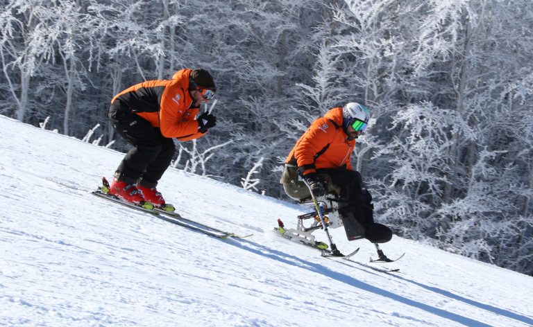 Sciare in monosci. Freerider Sport Events presenta lo Ski Tour 2018