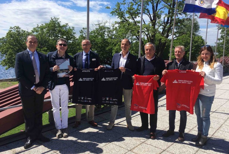 Para rowing e molto altro. Gavirate al centro del mondo remiero