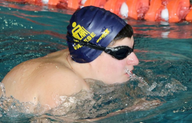 Assoluti di nuoto a Busto Arsizio: Polha e Verona in testa