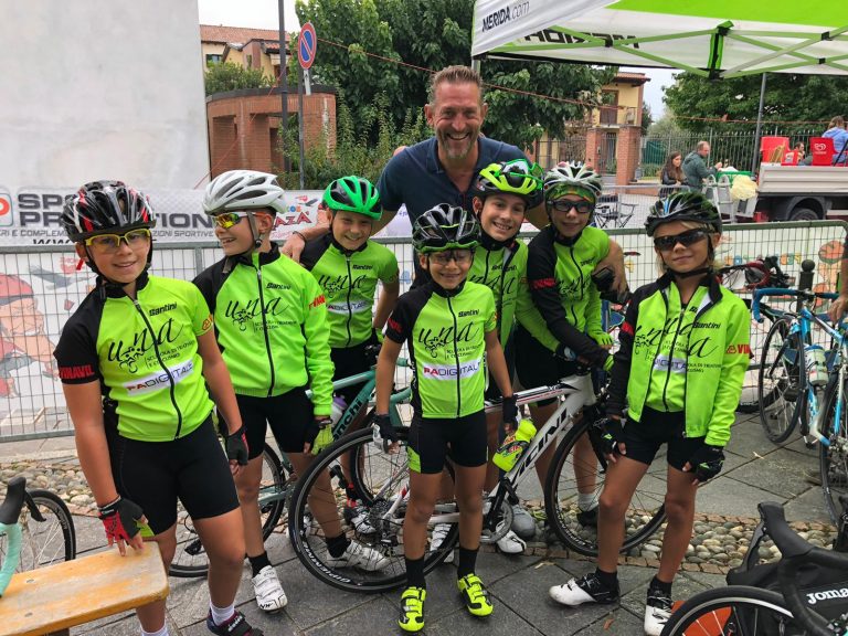 UNA Tricycleschool insegna lo sport in sella alla vita