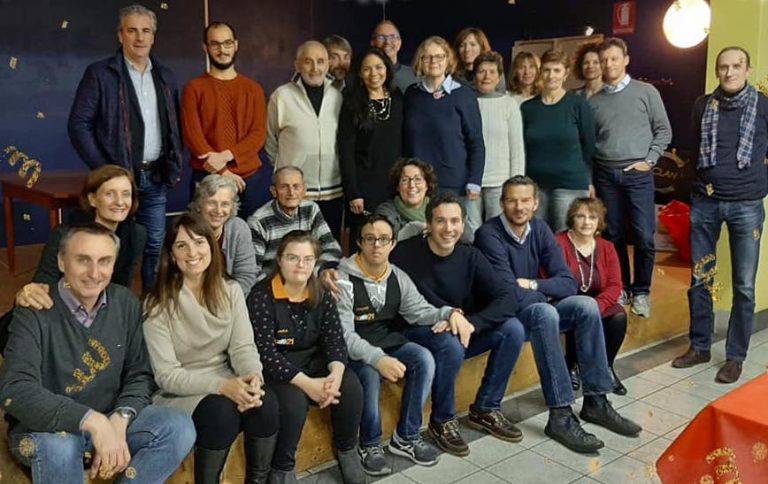 Volontari cercasi. Acquamondo ricomincia: “Fate squadra con noi!”