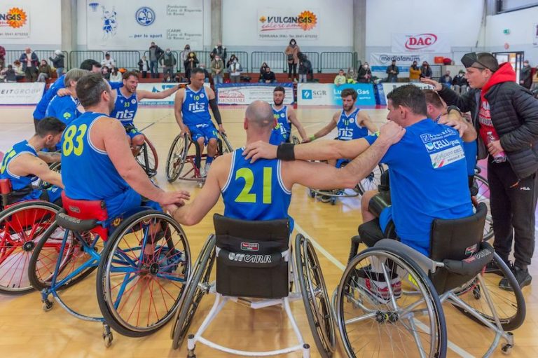 Riviera Basket Rimini ospita i primi della classe Bradipi Circolo Dozza Bologna