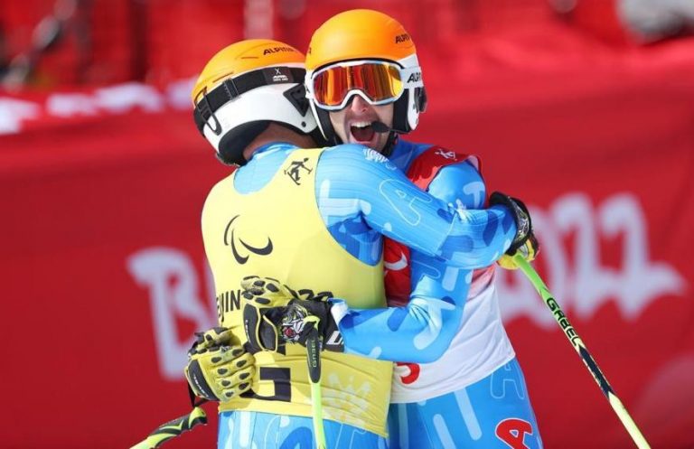 A Pechino brilla l’argento di Bertagnolli. L’hockey rompe il ghiaccio