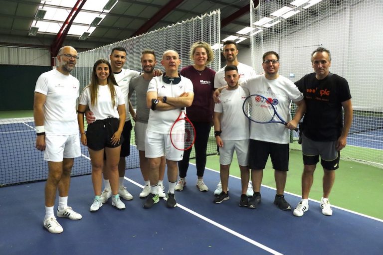 Trionfo Real Eyes Sport al Friendly European Tennis Tournament di Londra Trionfo Real Eyes Sport al Friendly European Tennis Tournament di Londra